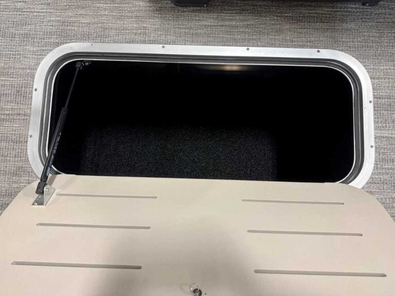 2026 Bennington 23SSB - ESP - Limited Edition US-ETWS9817K526 [photo 17]